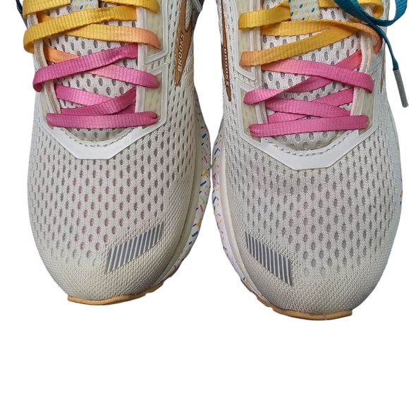 Brooks Ghost 12 limited edition Vanilla Sprinkles - Picture 6 of 10